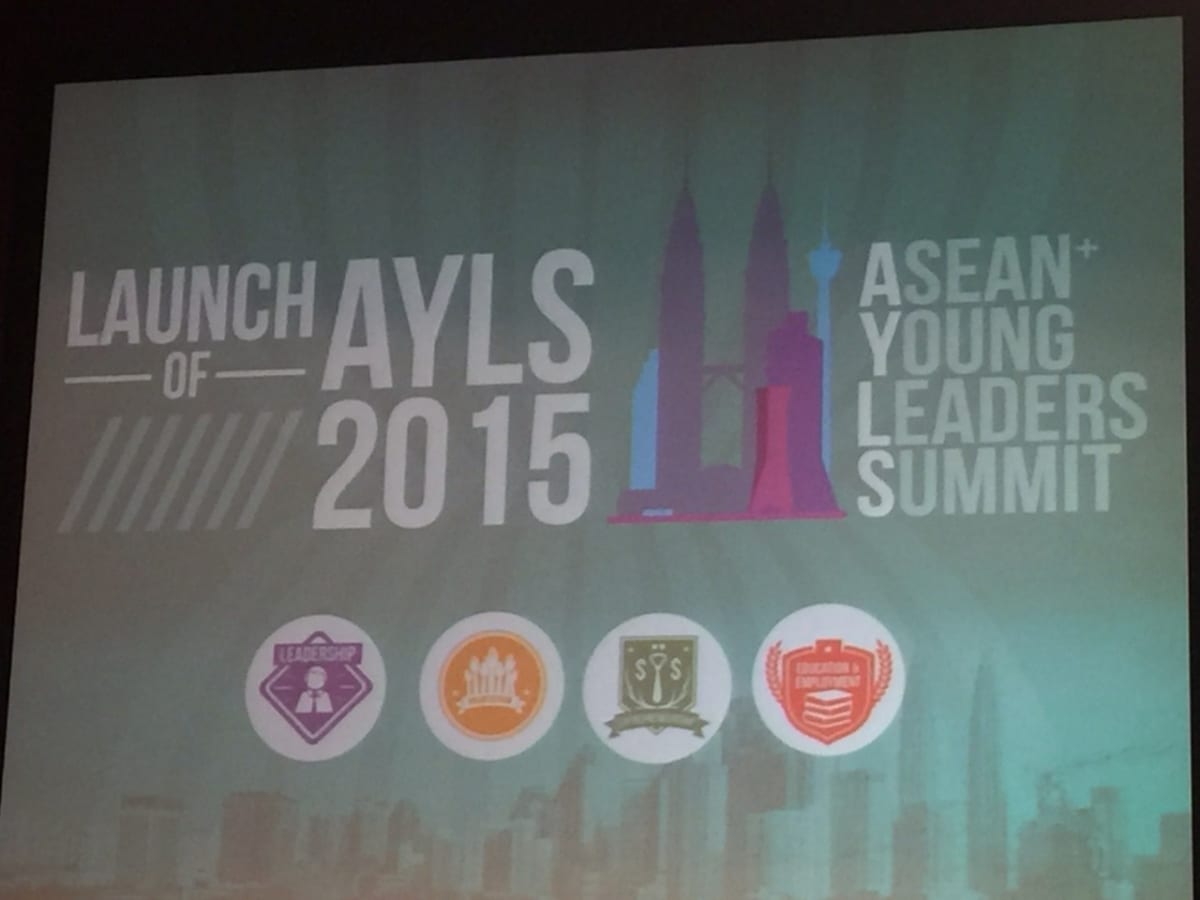 2 members from Leave a Nest Malaysia is attending ASEAN YOUNG LEADERS SUMMIT 2015 @ Putra World Trade Center KL, Malaysia