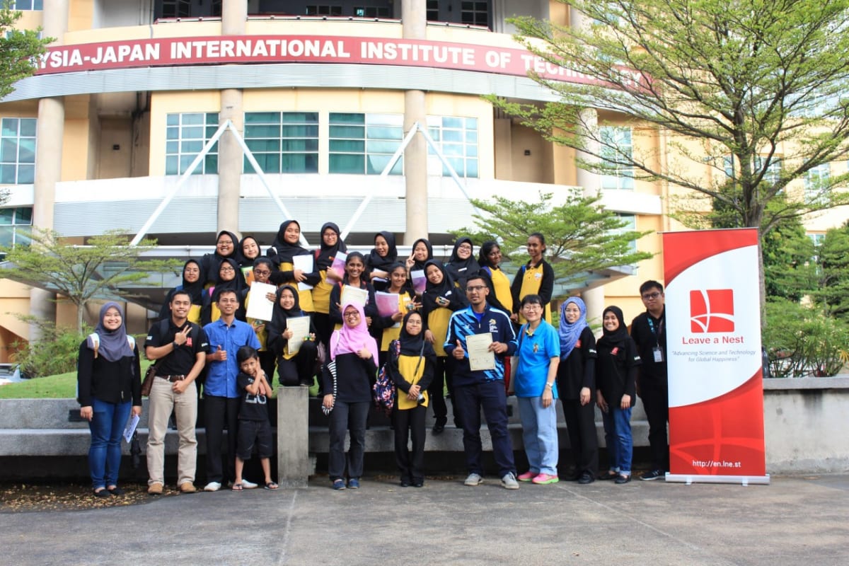 Leave a Nest Malaysia Trained 17 Junior Roboticists at MJIIT UTM