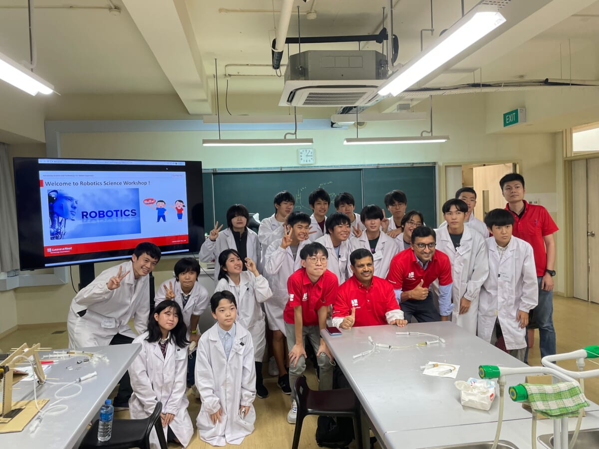 ONE earth Robotics workshop successfully conducted at Waseda Shibuya Highschool