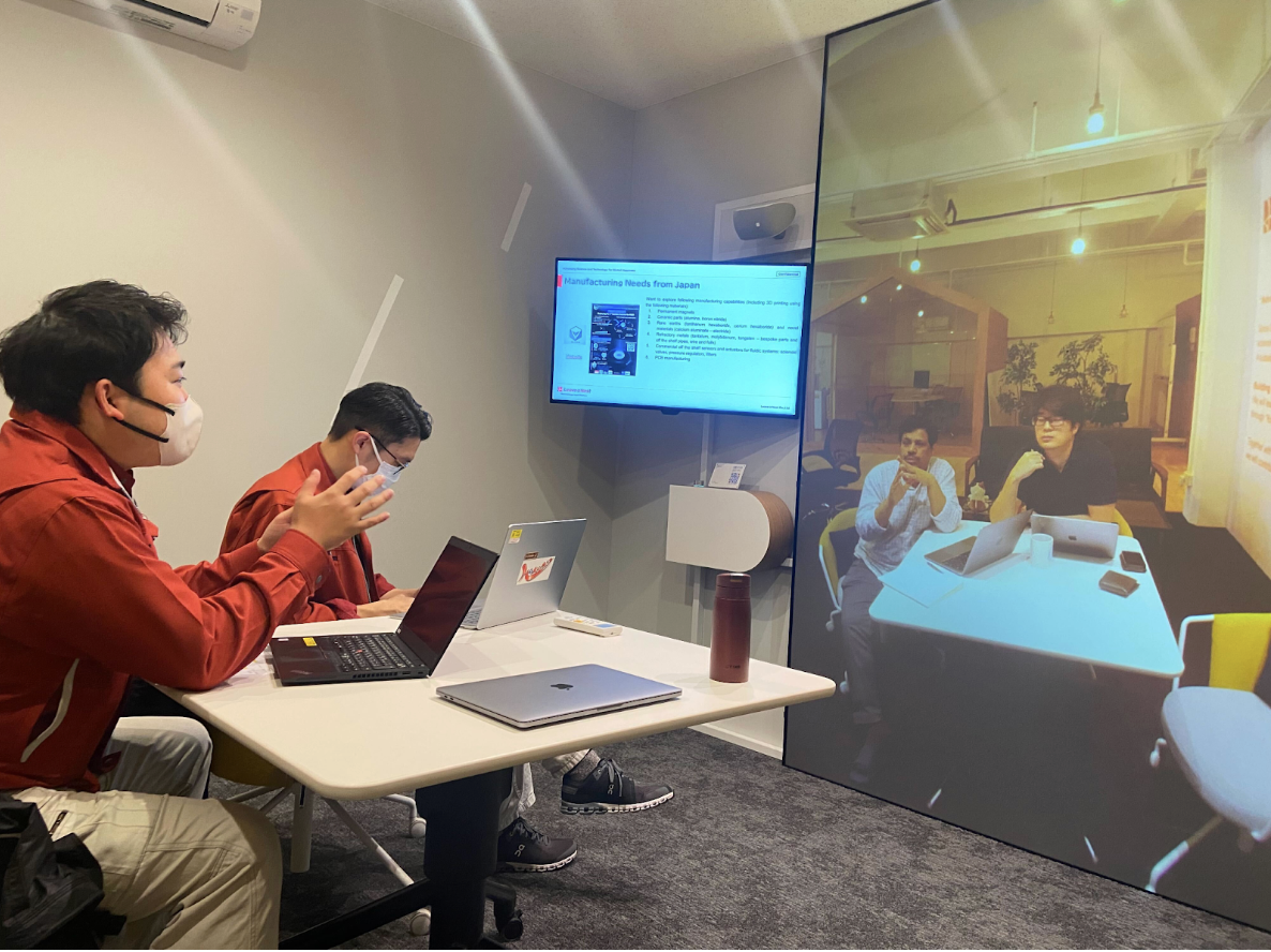 Start of an experiment to support collaboration between Singapore startups and Japanese super factory’s manufacturing project through novel communication system「tonari」